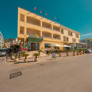 Riva Del Sole Italia