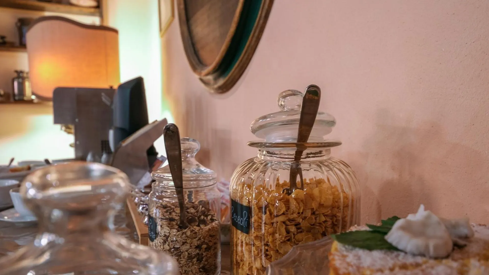 Antica Dimora Leones Bed & Breakfast Palaia Italy