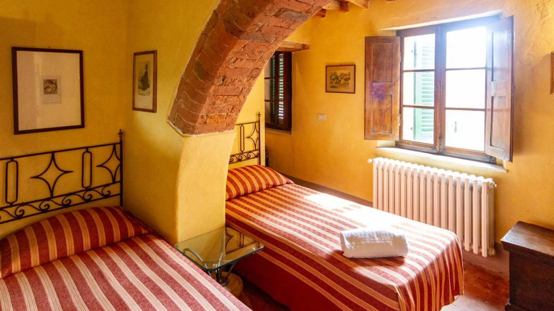 ***  Antica Dimora Leones Bed & Breakfast Palaia Italy