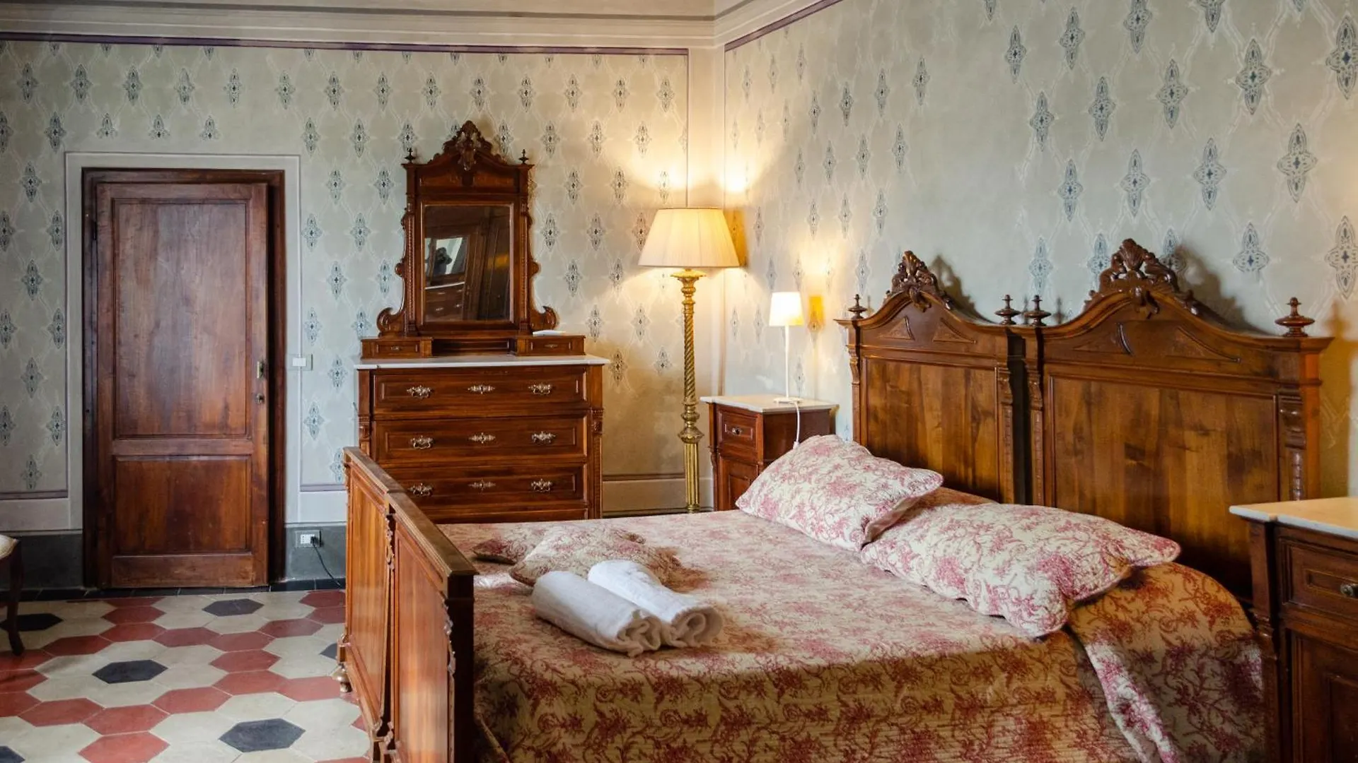 Antica Dimora Leones Bed & Breakfast Palaia Italy