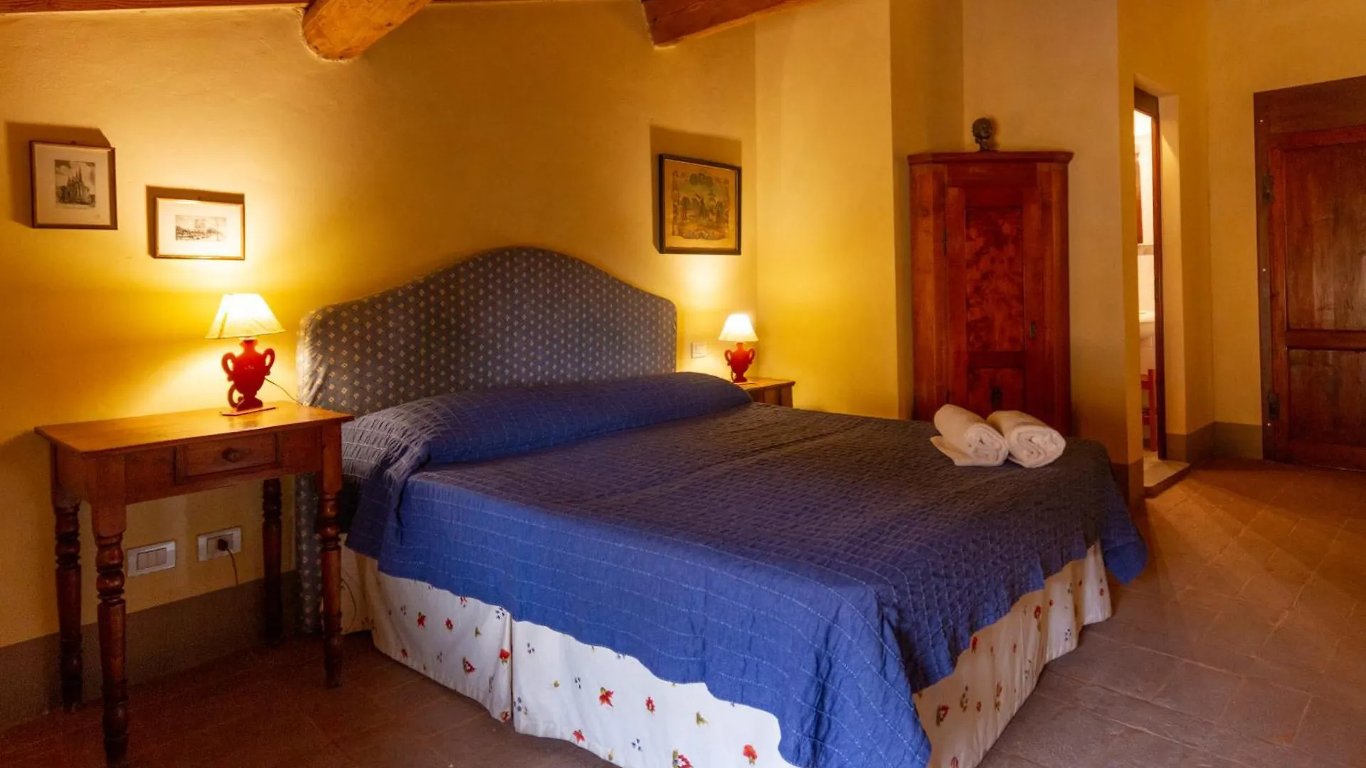Antica Dimora Leones Bed & Breakfast Palaia
