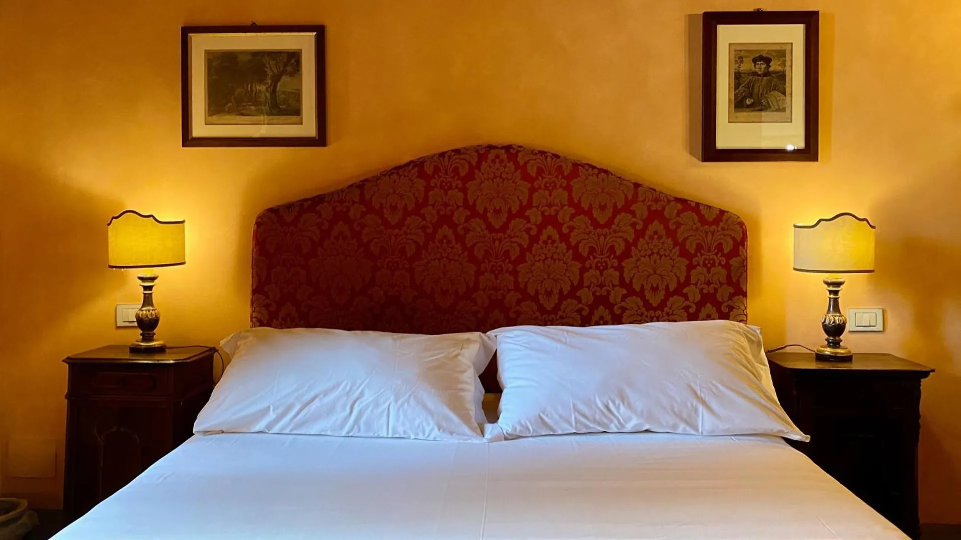 Antica Dimora Leones Bed & Breakfast Palaia