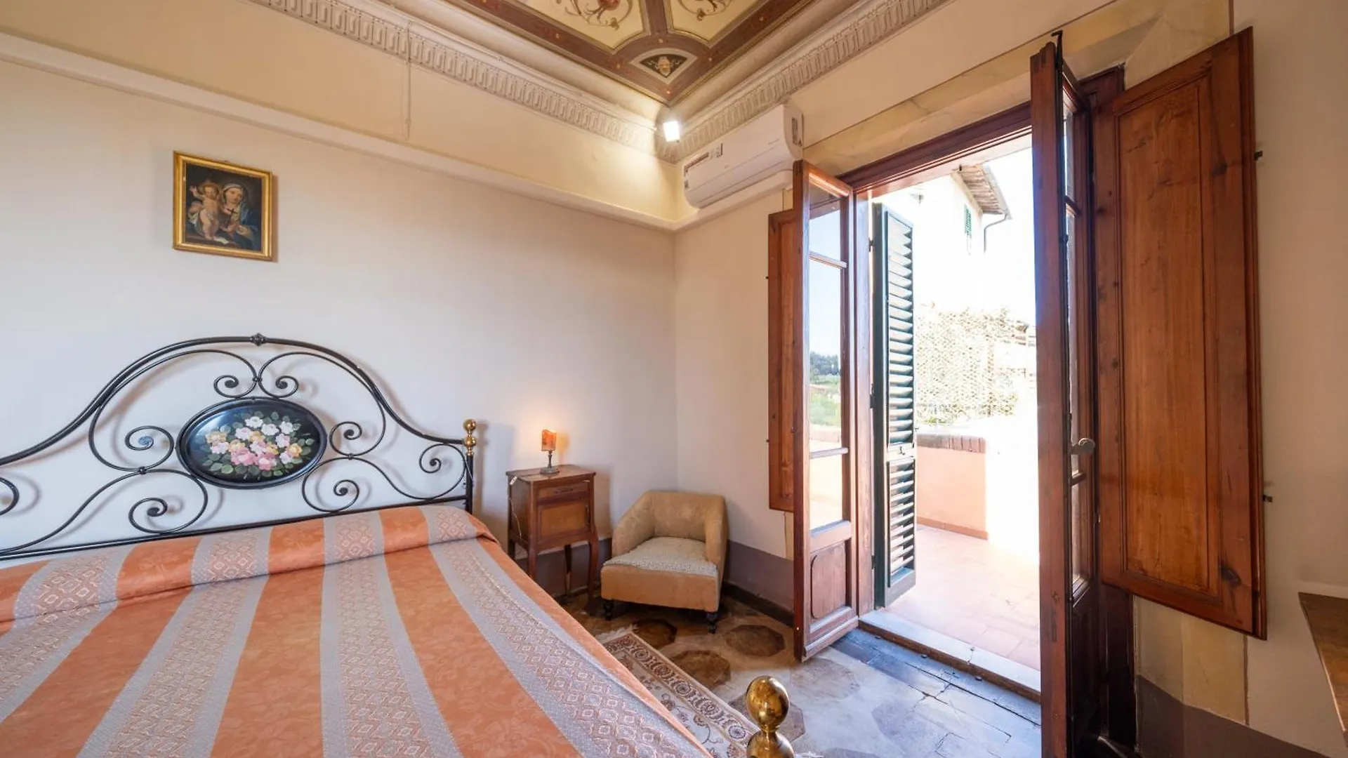 Antica Dimora Leones Bed & Breakfast Palaia