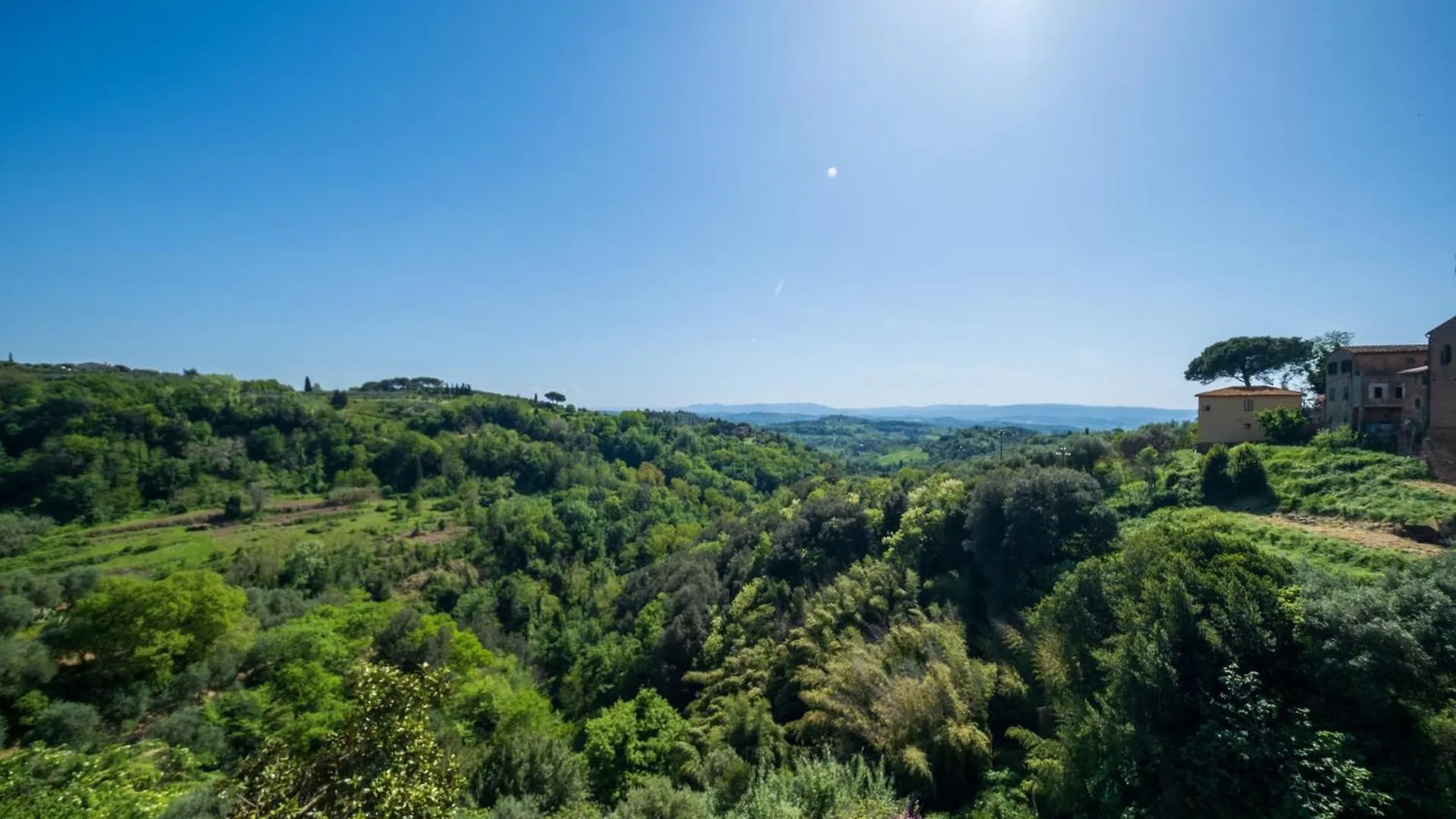Antica Dimora Leones Bed & Breakfast Palaia
