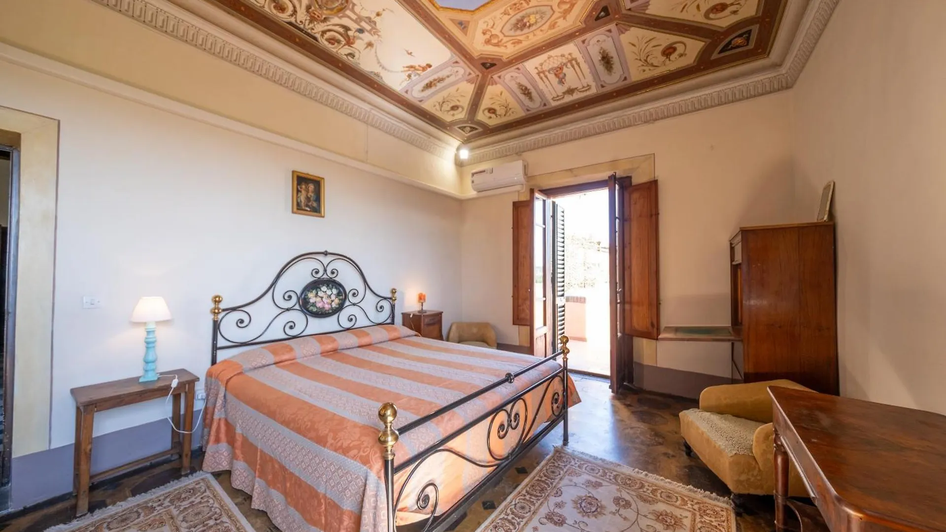 Antica Dimora Leones Bed & Breakfast Palaia Italy