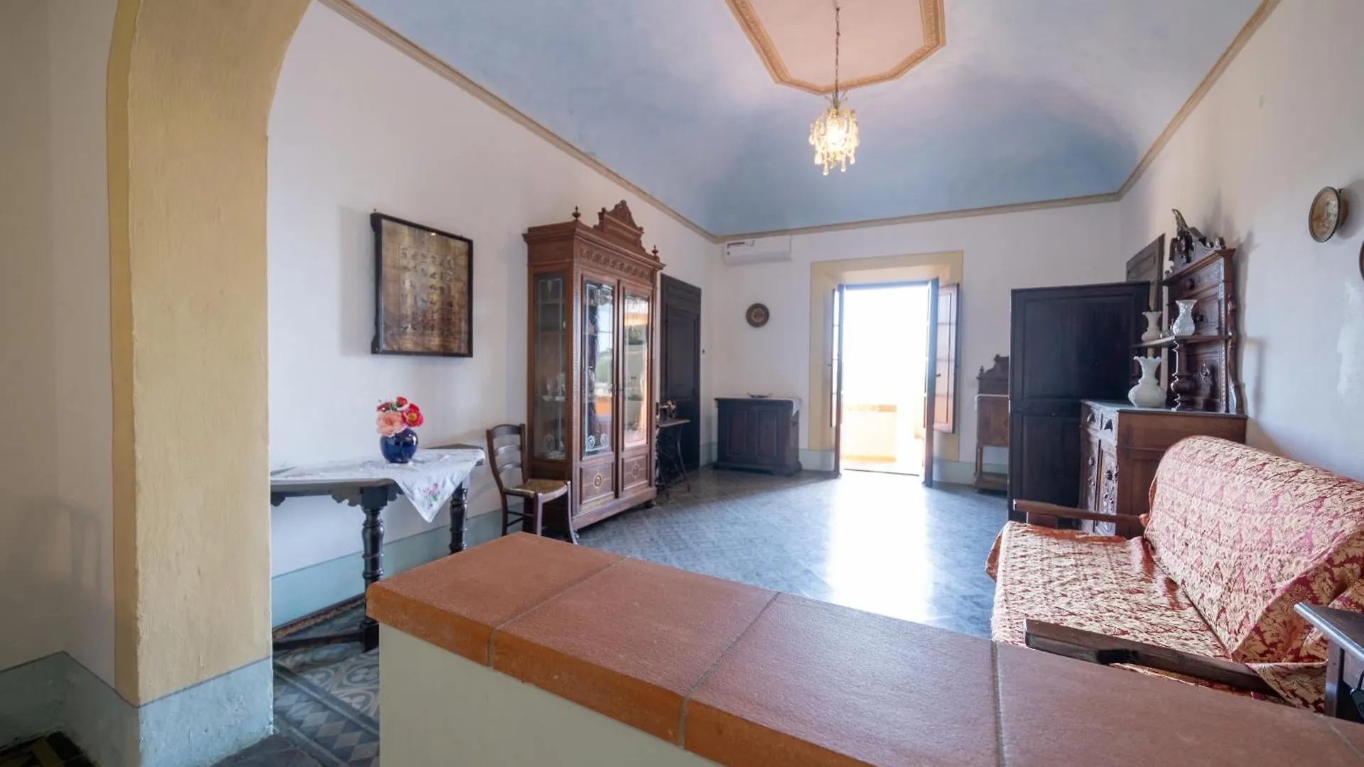 Antica Dimora Leones Bed & Breakfast Palaia